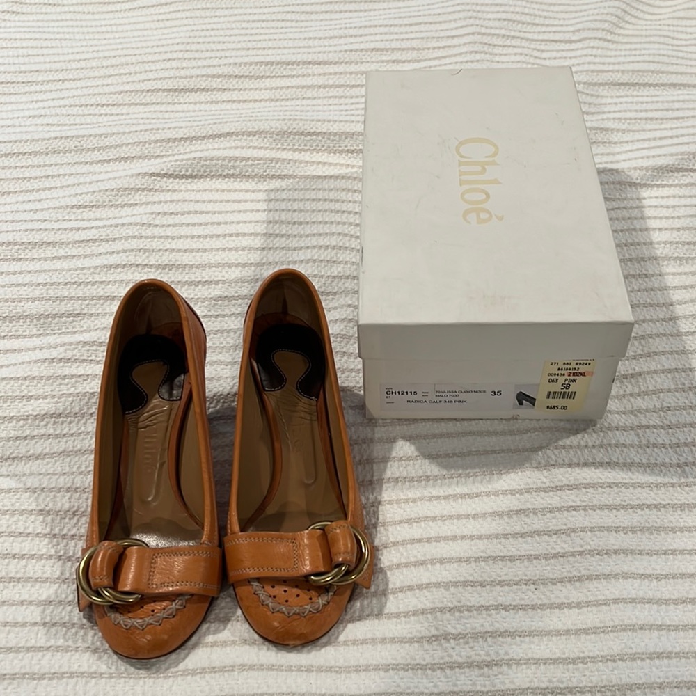 Chloe Radica leather loafers with buckle detail. Size 5